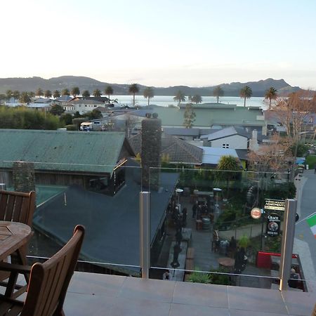 Esplanade Apartments Whitianga Exterior photo