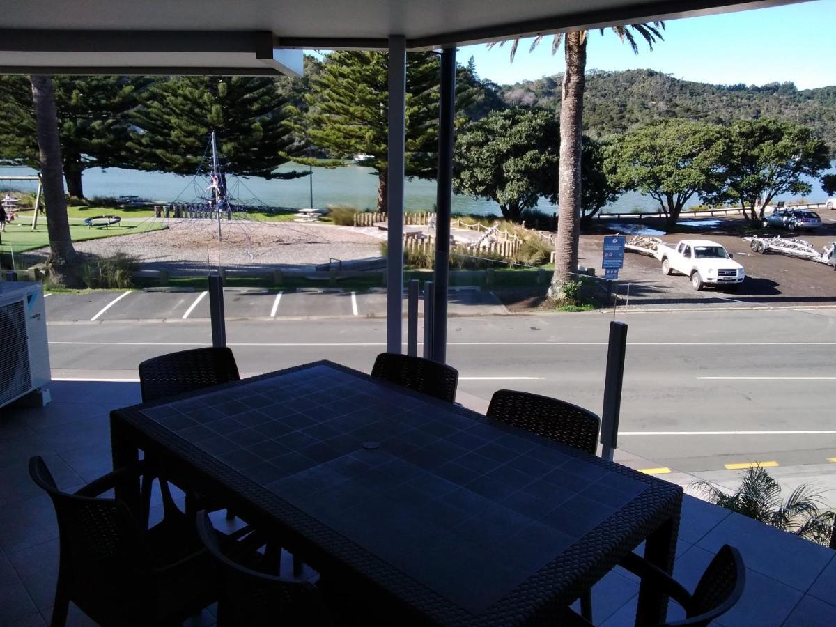 Esplanade Apartments Whitianga Exterior photo