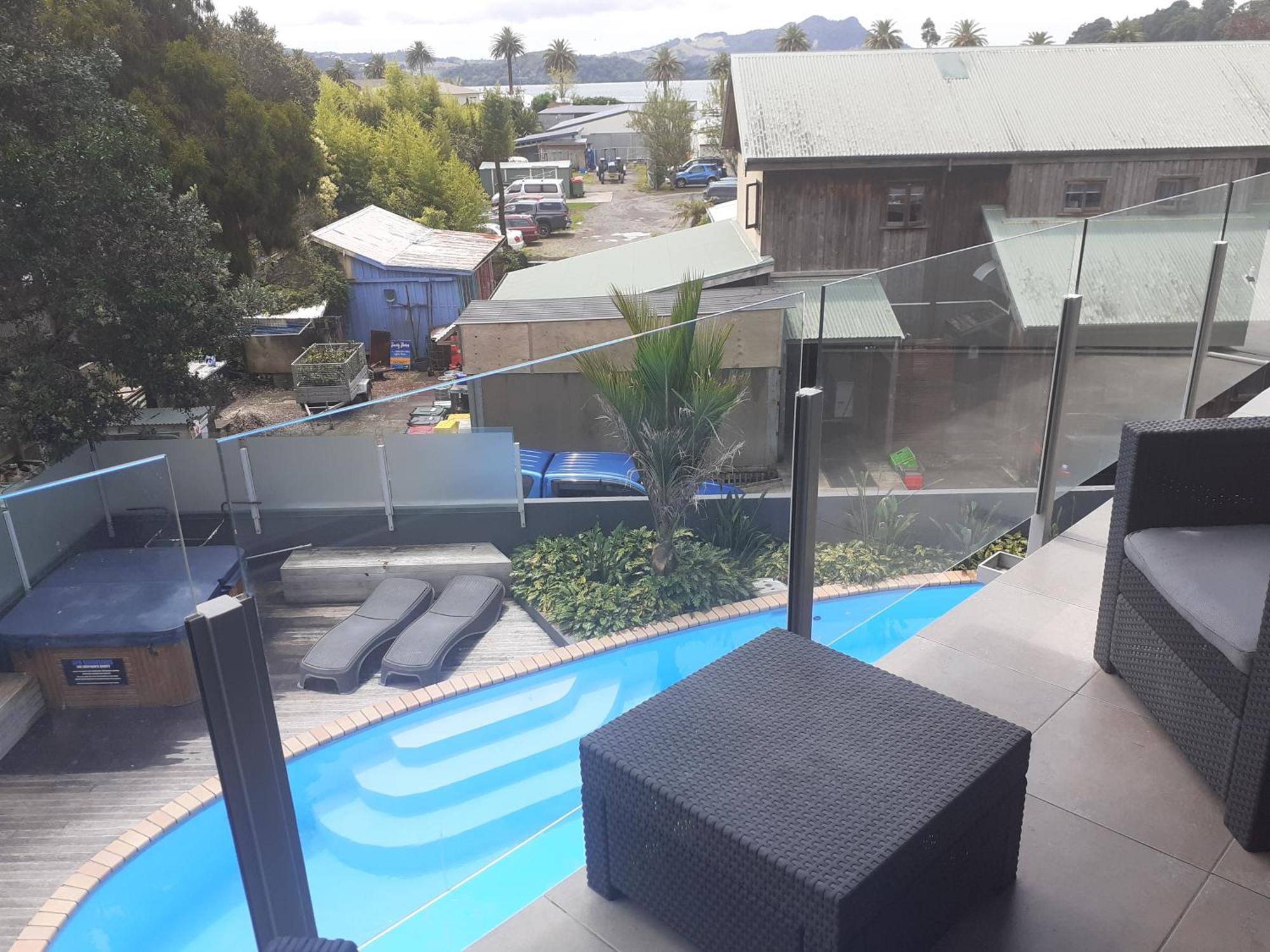 Esplanade Apartments Whitianga Exterior photo