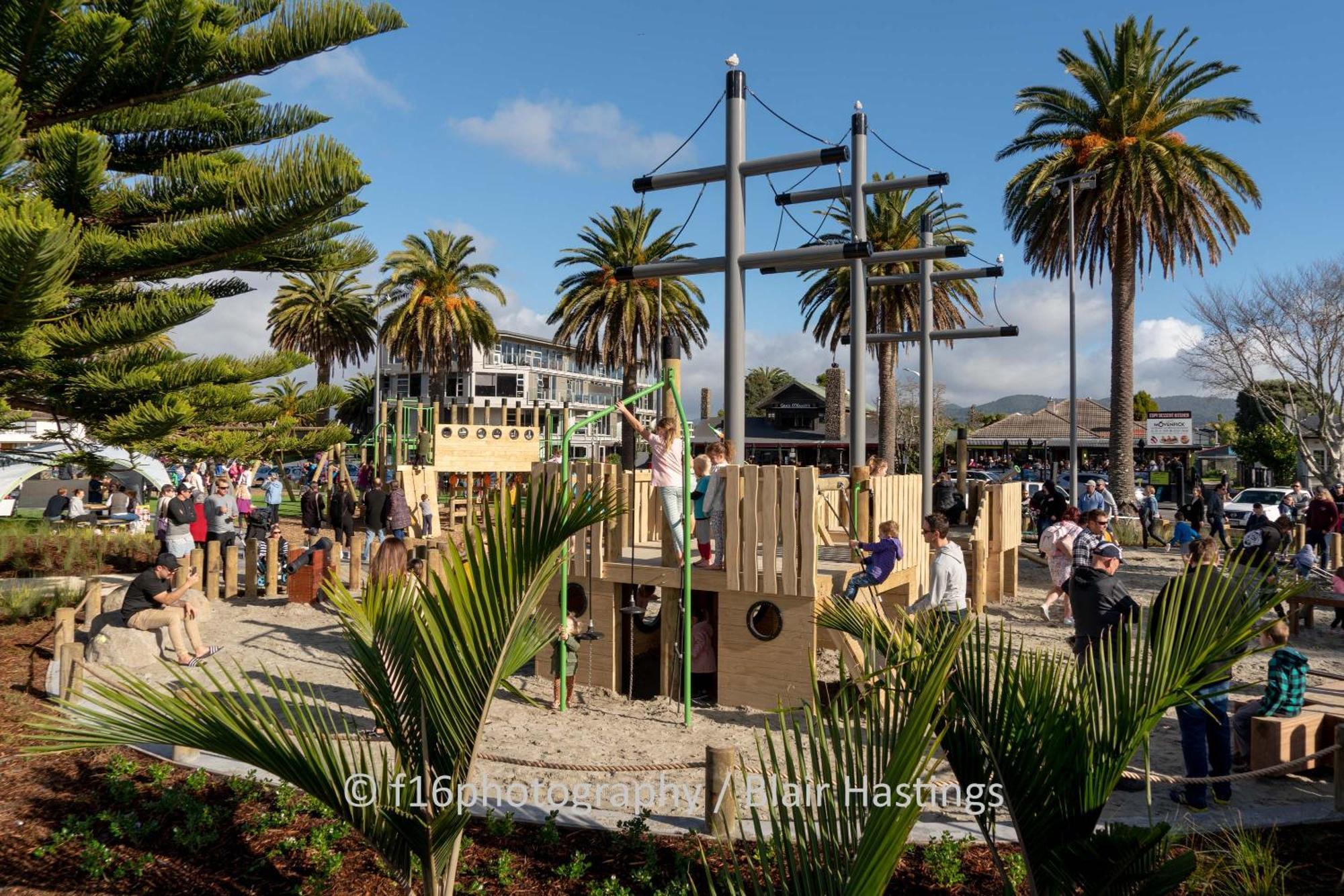 Esplanade Apartments Whitianga Exterior photo