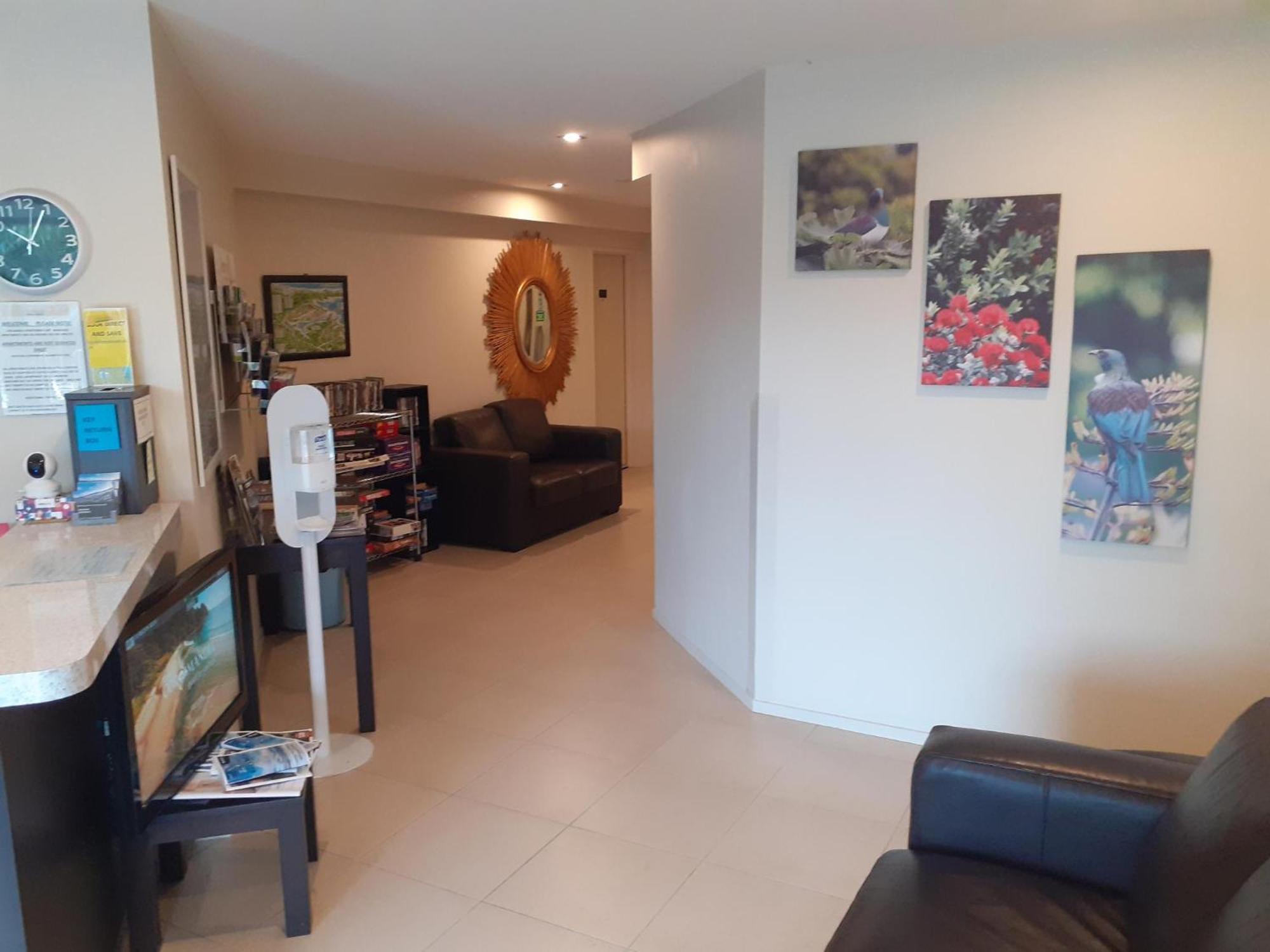 Esplanade Apartments Whitianga Exterior photo