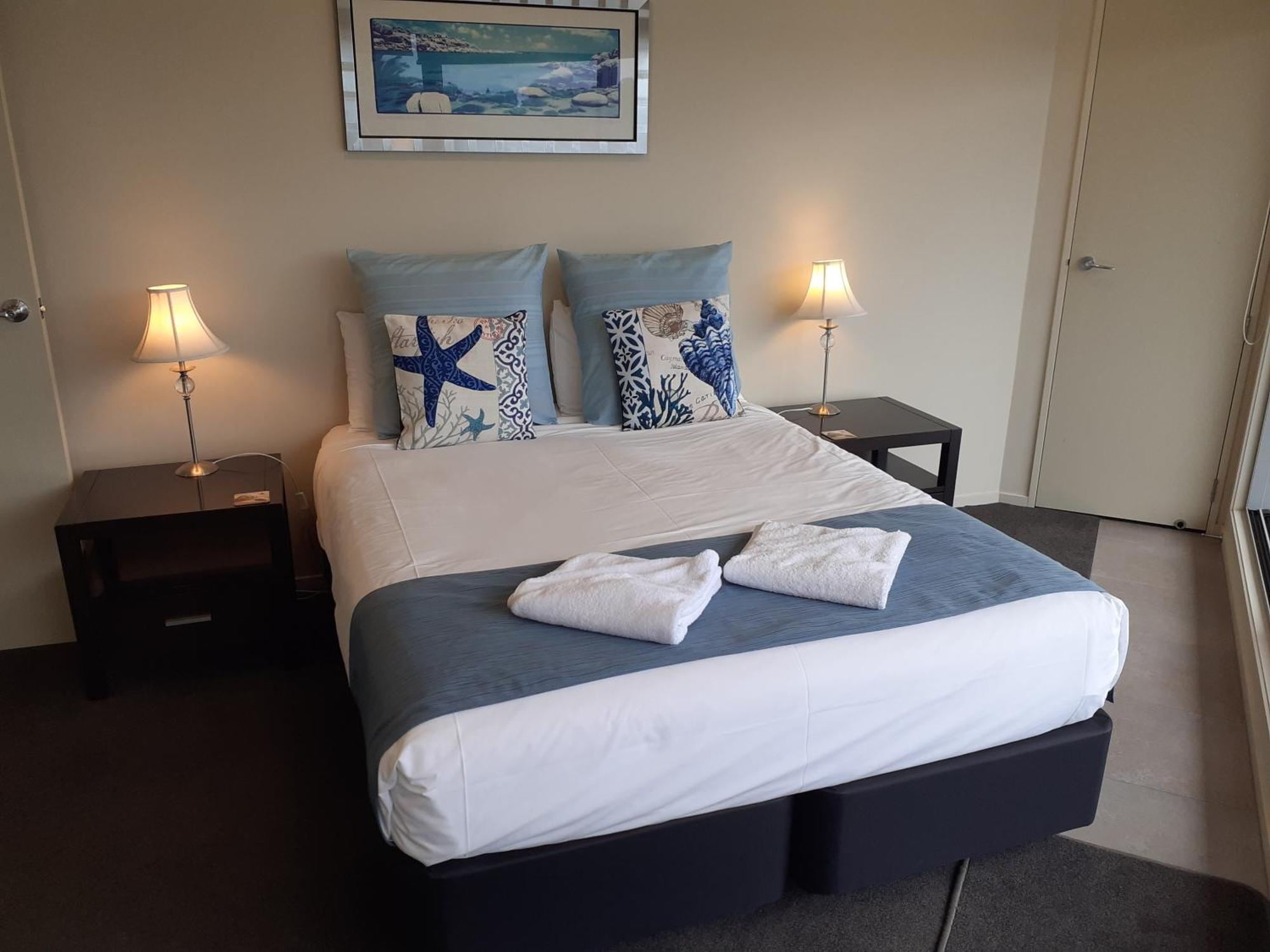 Esplanade Apartments Whitianga Exterior photo