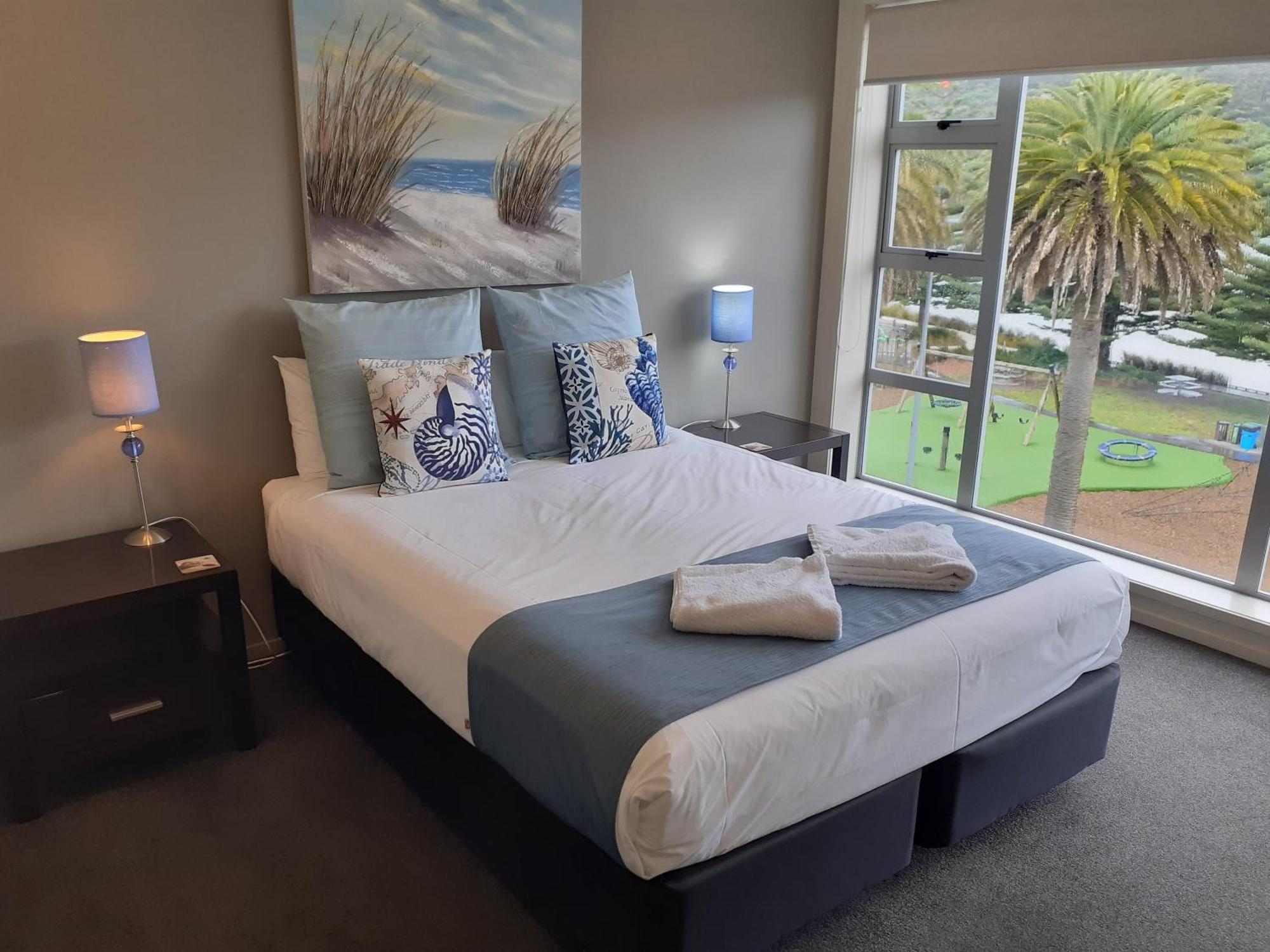 Esplanade Apartments Whitianga Exterior photo